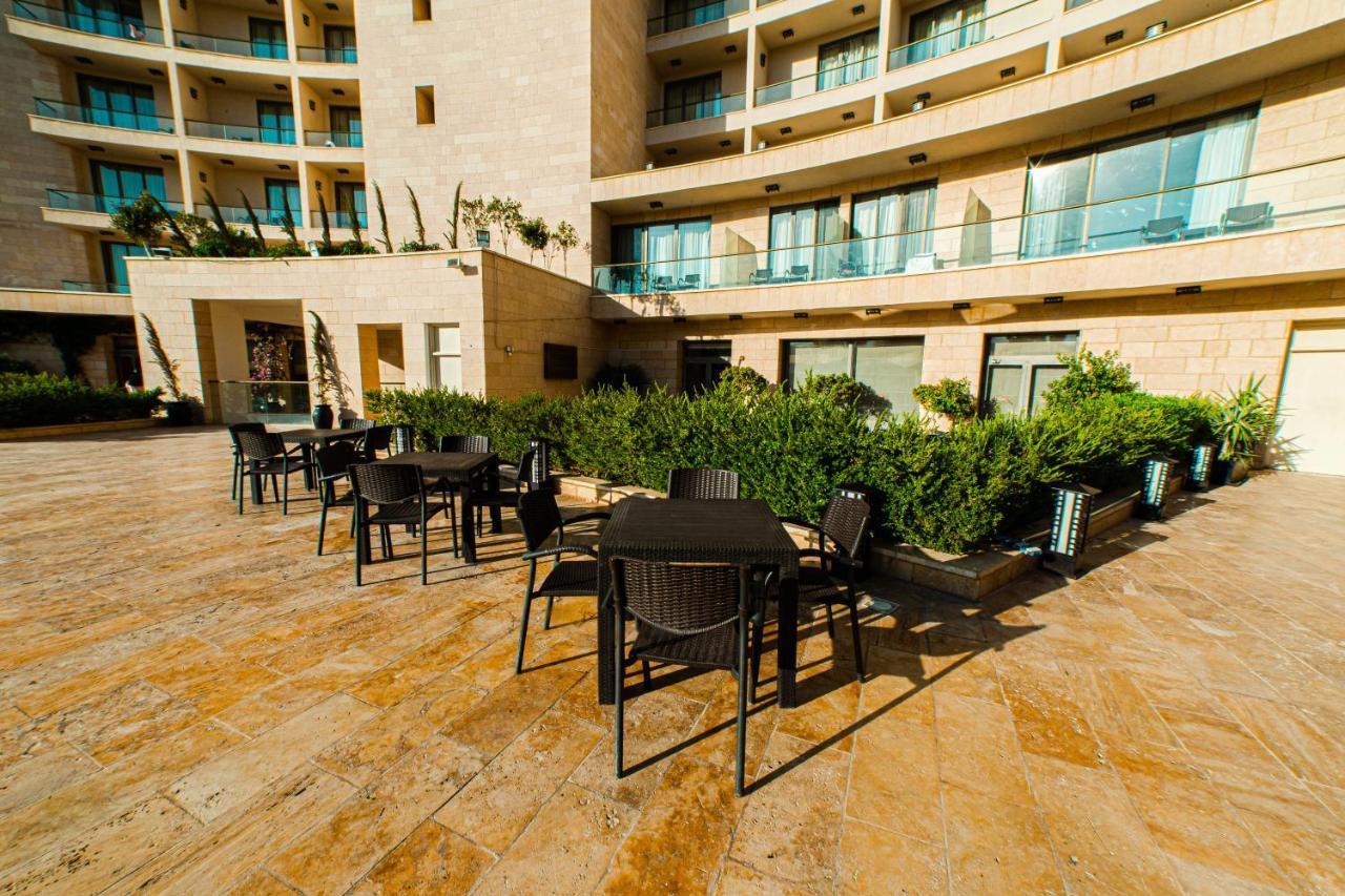 奥瑞克斯亚喀巴酒店 外观 照片 The hotel's courtyard