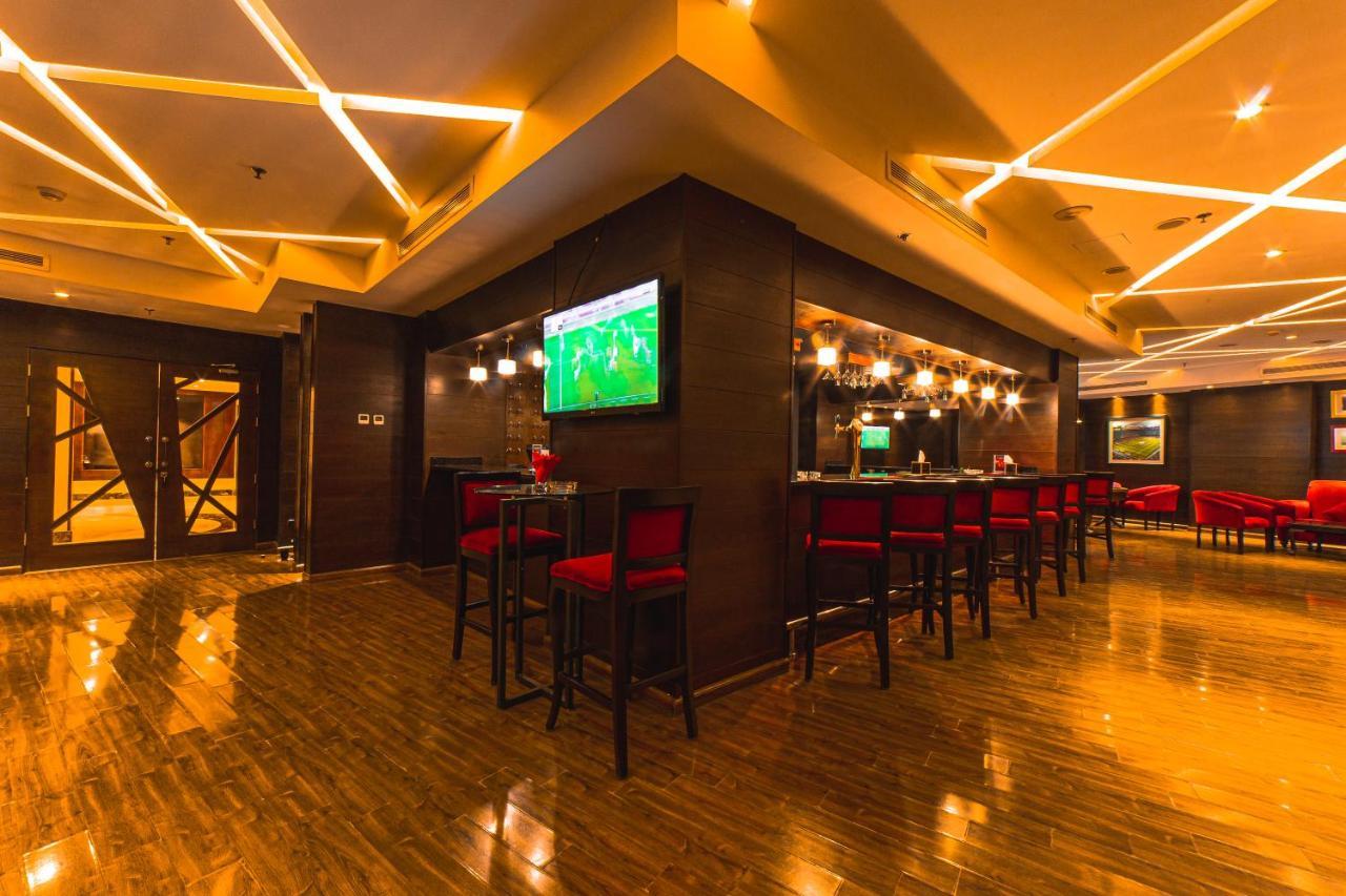 奥瑞克斯亚喀巴酒店 外观 照片 The bar at the lounge