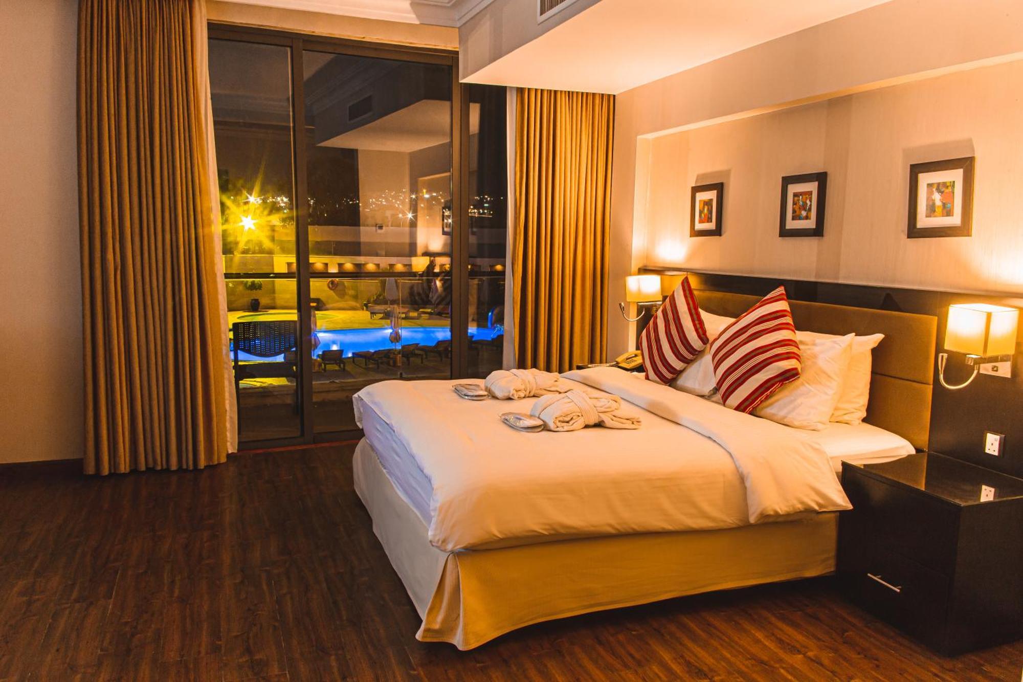 奥瑞克斯亚喀巴酒店 外观 照片 A bedroom at the hotel