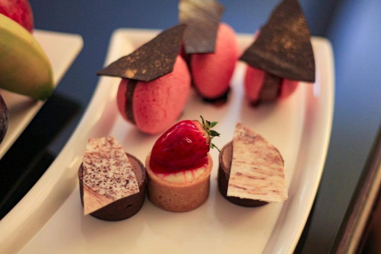 奥瑞克斯亚喀巴酒店 外观 照片 Petit fours