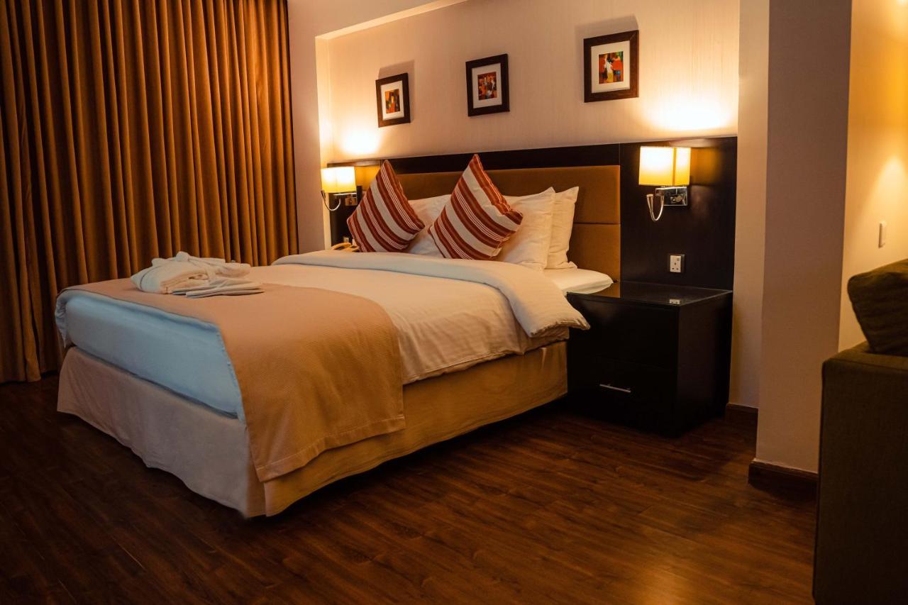 奥瑞克斯亚喀巴酒店 外观 照片 A bedroom at the hotel
